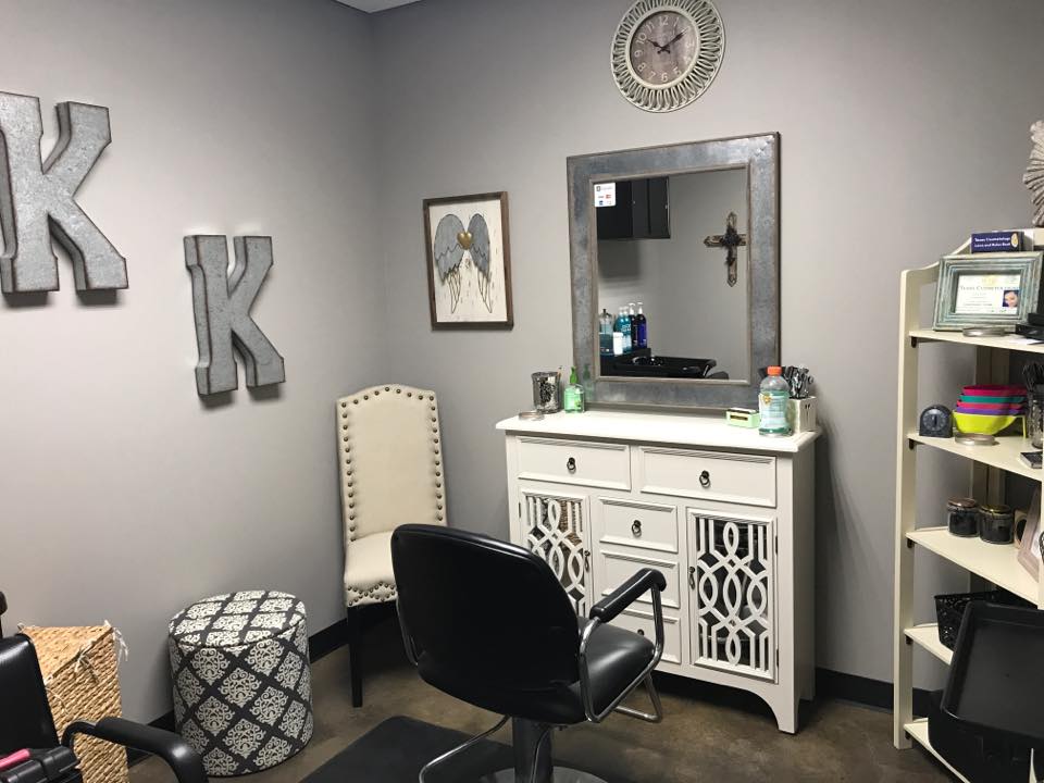 Salon and Spa Galleria nail photo 1